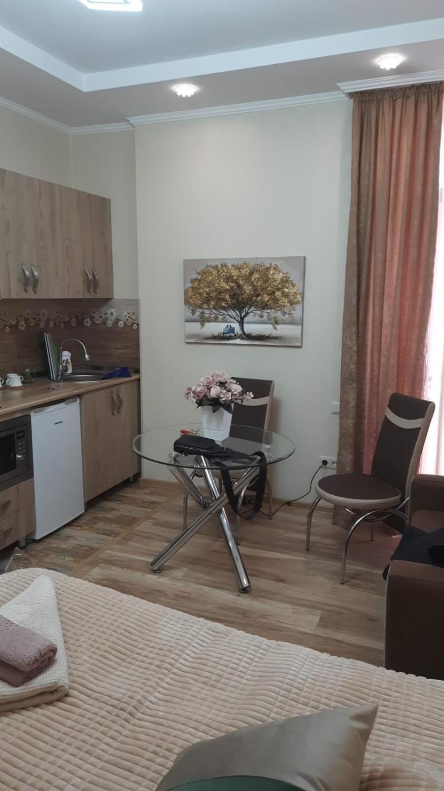 Apartment On L.Meskhishvili Turn تبليسي المظهر الخارجي الصورة